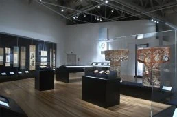 high-quality museum display cases